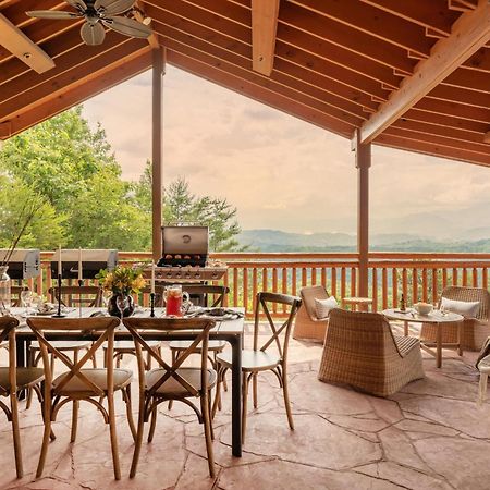 Sugarland By Avantstay Sleeps 28 Home Theatre Two Hot Tubs Indoor Pool Incredible Views Pigeon Forge Luaran gambar