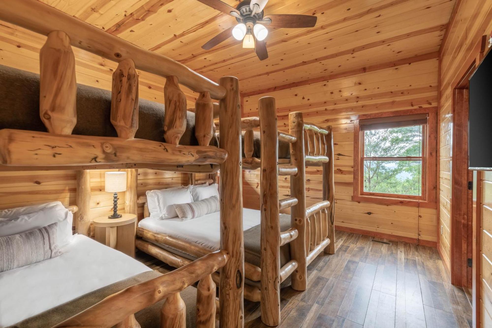 Sugarland By Avantstay Sleeps 28 Home Theatre Two Hot Tubs Indoor Pool Incredible Views Pigeon Forge Luaran gambar