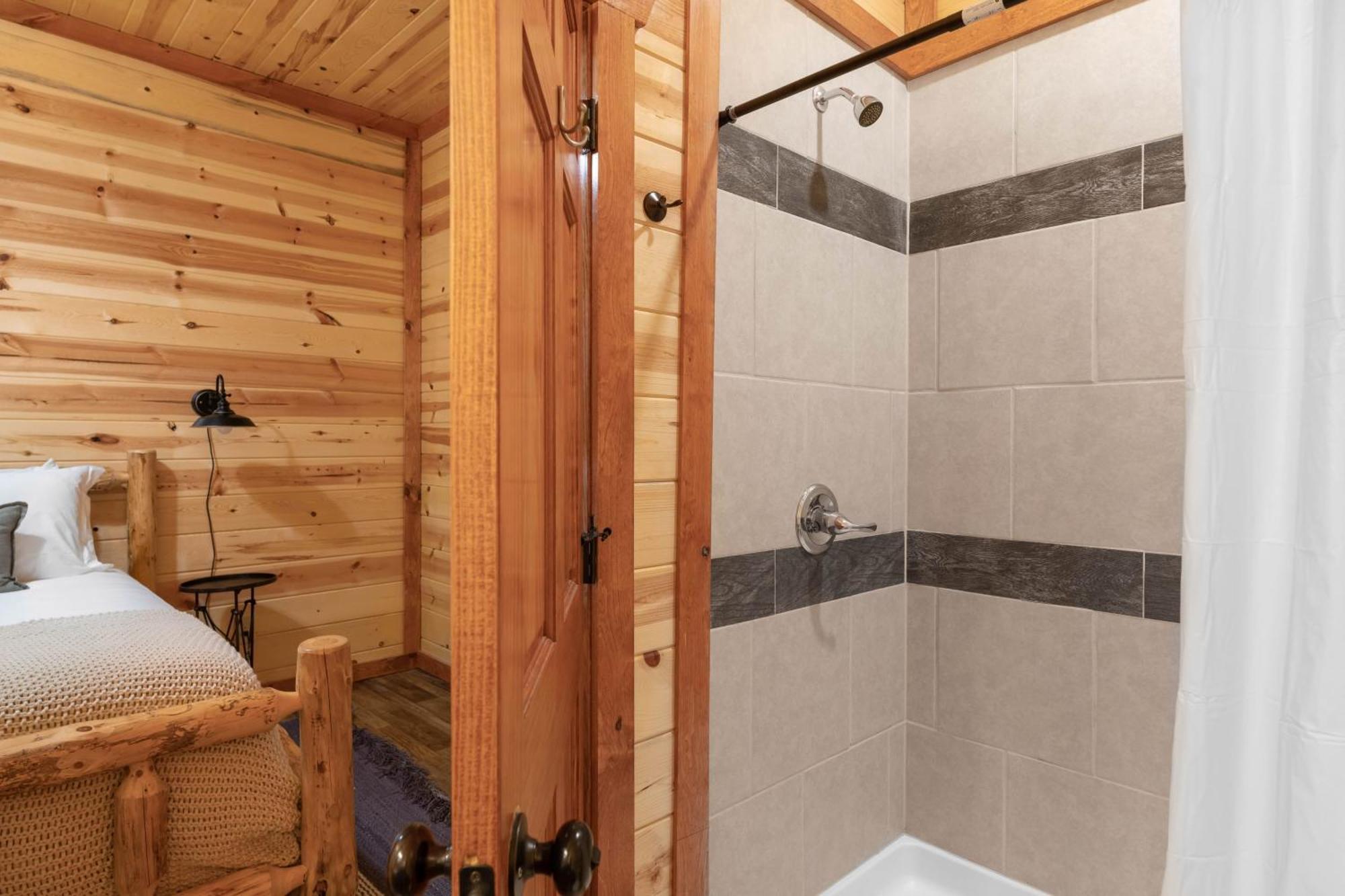 Sugarland By Avantstay Sleeps 28 Home Theatre Two Hot Tubs Indoor Pool Incredible Views Pigeon Forge Luaran gambar